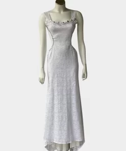 Alternative view of Jovie