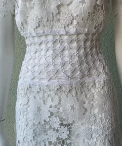 Alternative view of Eliana