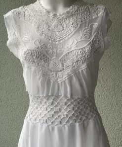 Alternative view of Faithe