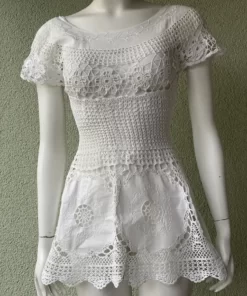 Alternative view of Donna